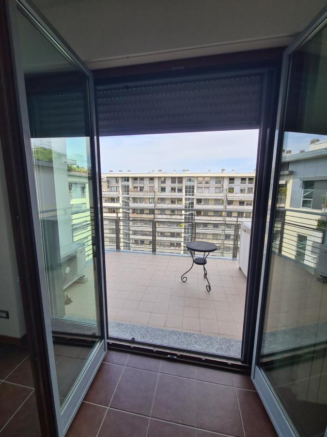 Milano Santa Giulia Business Apartment - Olimpiadi 26 Eksteriør bilde