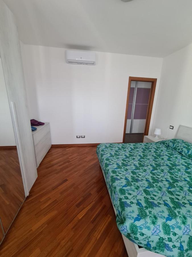 Milano Santa Giulia Business Apartment - Olimpiadi 26 Eksteriør bilde